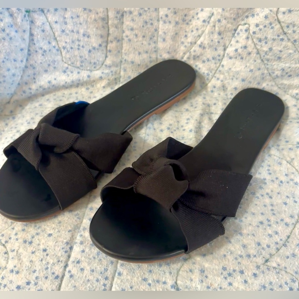 Rothy's The Knot Black Slide Sandals Flats Slip on size 9 women’s - Picture 2 of 4